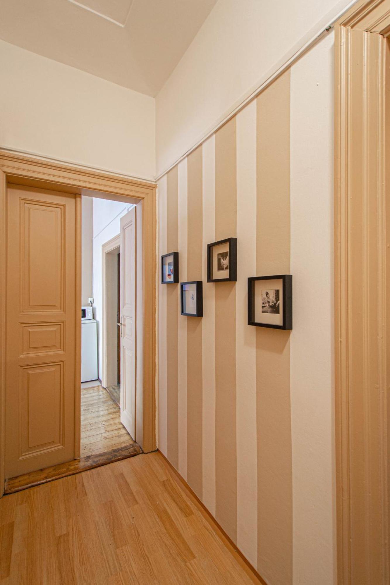 For Celebrations Spacious 3Bdr Apartment With Balcony Praga Exterior foto