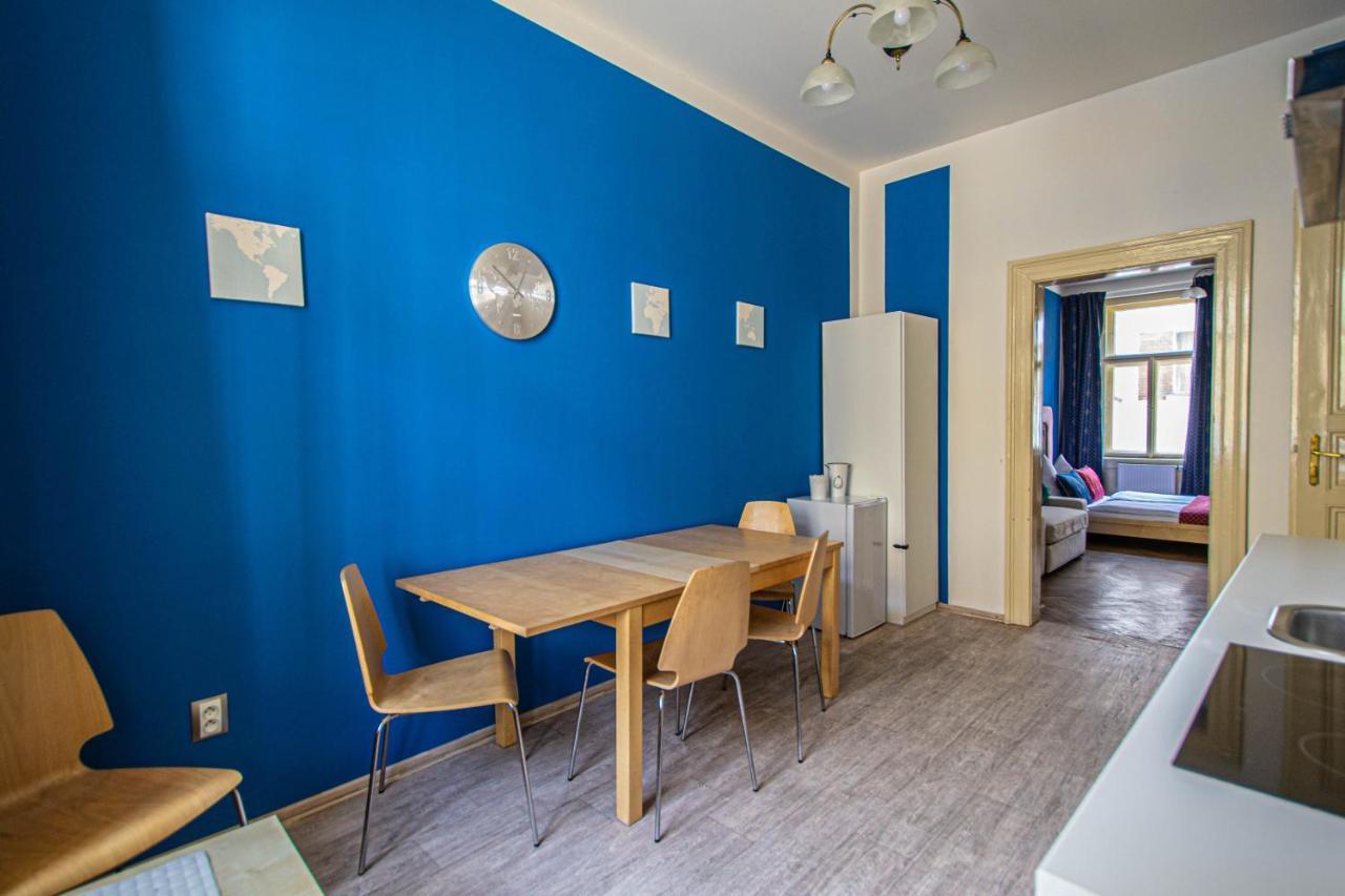 For Celebrations Spacious 3Bdr Apartment With Balcony Praga Exterior foto