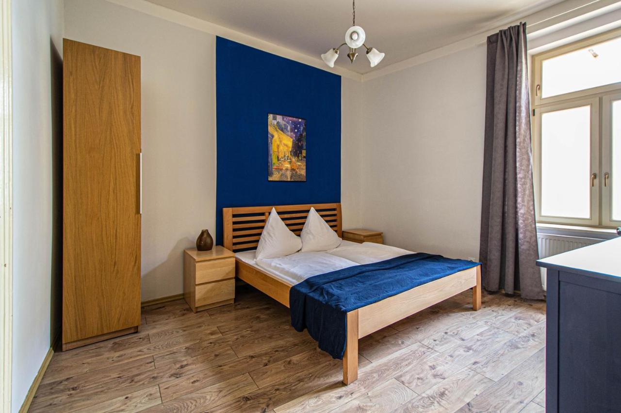 For Celebrations Spacious 3Bdr Apartment With Balcony Praga Exterior foto