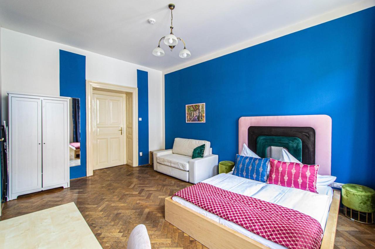 For Celebrations Spacious 3Bdr Apartment With Balcony Praga Exterior foto
